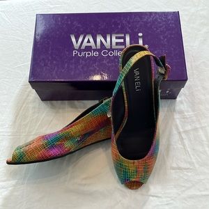 Vaneli multicolored open toed sling back shoes size 9.5
